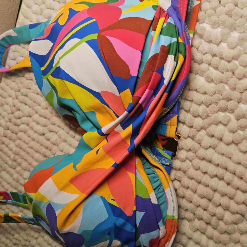 1NWOT Bleu Rod Beattie Colorful Floral Bikini Top Size 36D - Picture 3 of 6